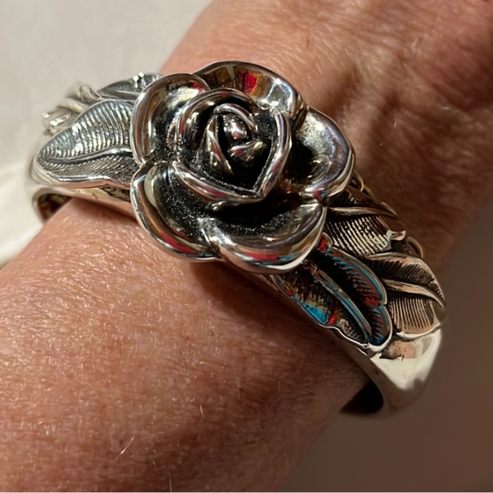 Elegant Sterling Silver Rose Bracelet